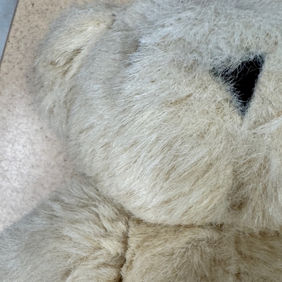 The Vermont Teddy Bear Company (vintage?) Cream Teddy Bear Plush - Picture 5 of 6